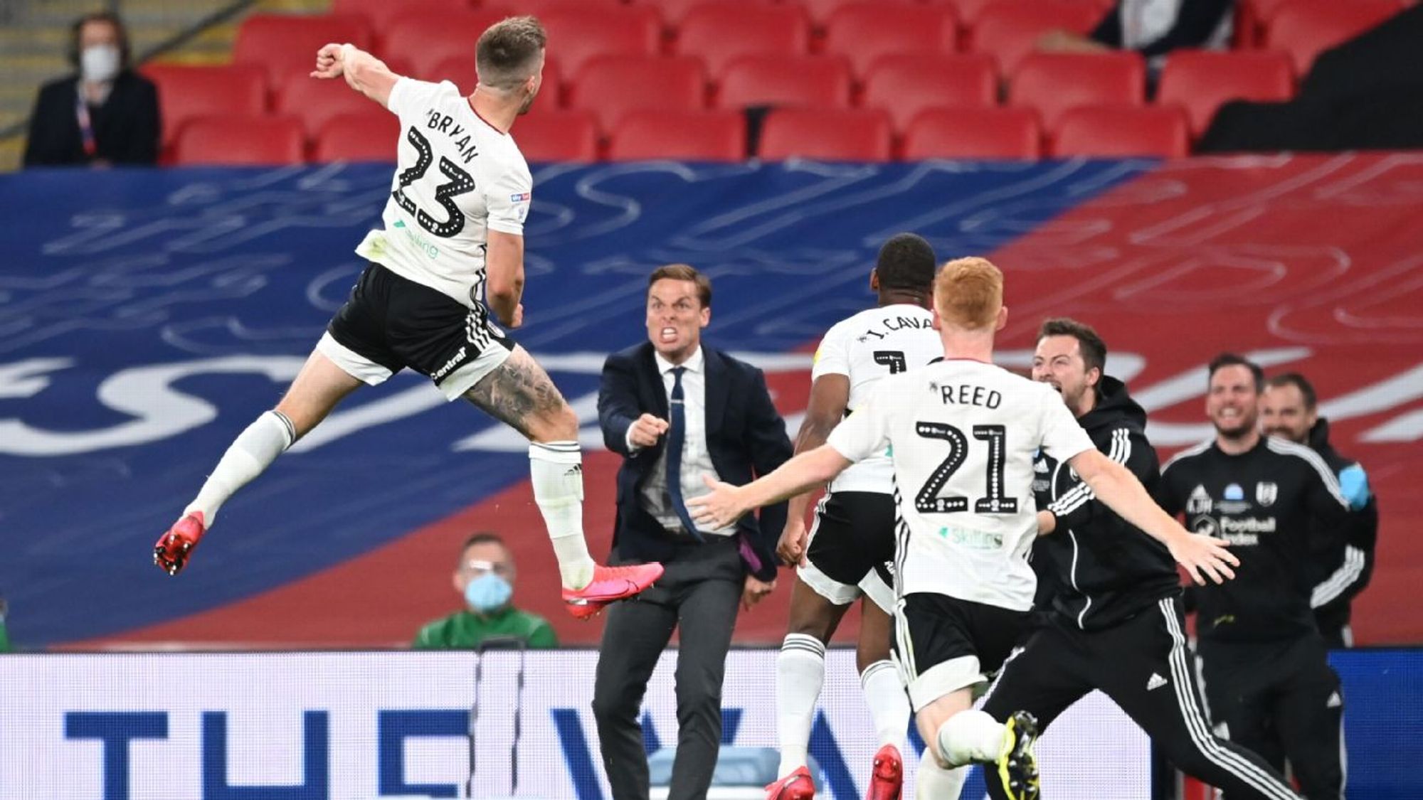 而中国球员 而中国球员